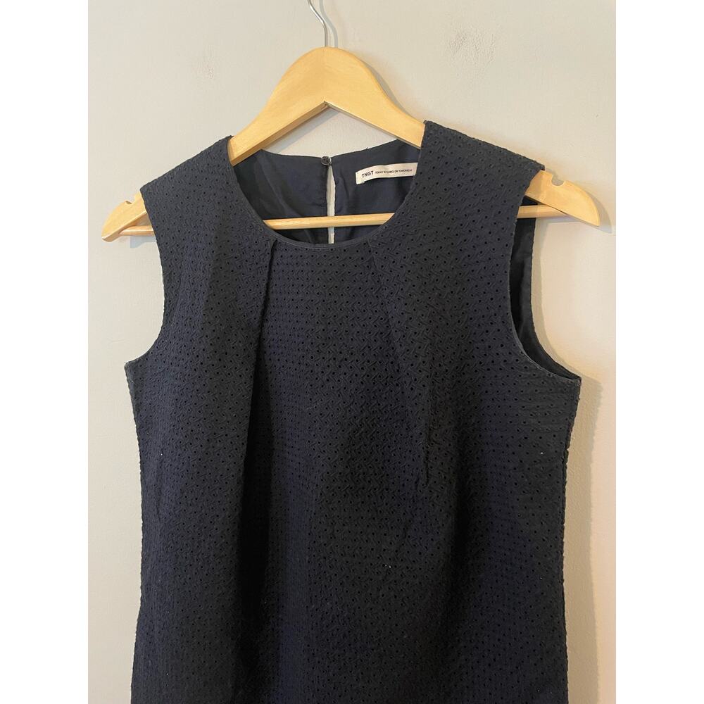 TNGT Today N Going On Tomorrow Eyelet Sleeveless Blouse Navy S/M - Picture 3 of 6